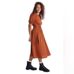 Madewell seersucker woven belted midi dress - size M